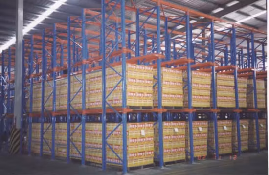 무거운 의무로 셔틀 선반에서 운전하십시오.